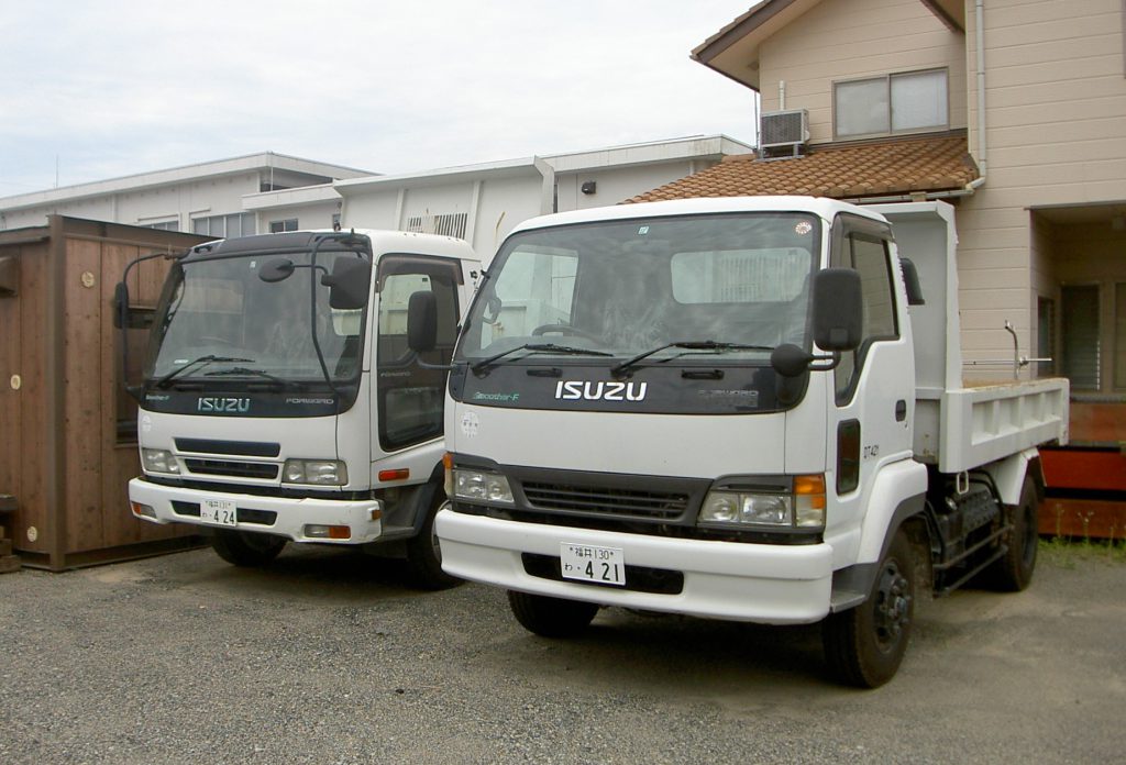 トラック・ダンプ・軽トラ 車両関係 リース部門｜寺川建設工業